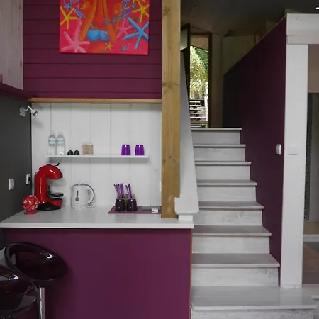 Un Matin D'ete לינה וארוחת בוקר לאקאנו