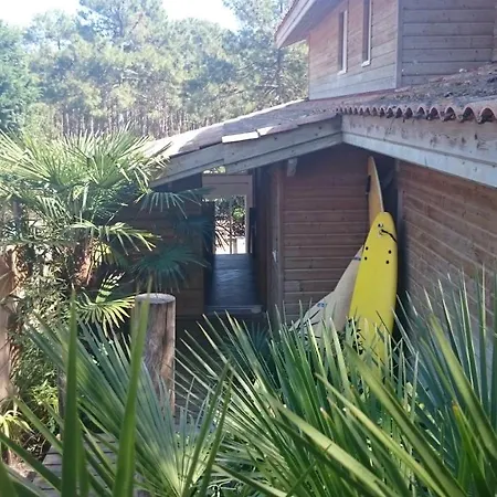 Un Matin D'ete לינה וארוחת בוקר לאקאנו