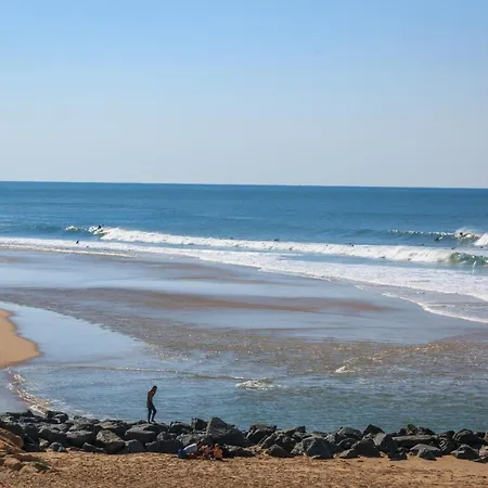 Un Matin D'ete לינה וארוחת בוקר