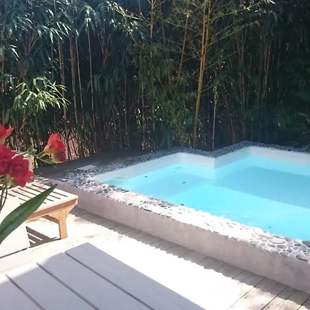 Un Matin D'ete فندق مبيت وإفطار لاكانو