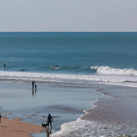 فندق مبيت وإفطار Un Matin D'ete لاكانو